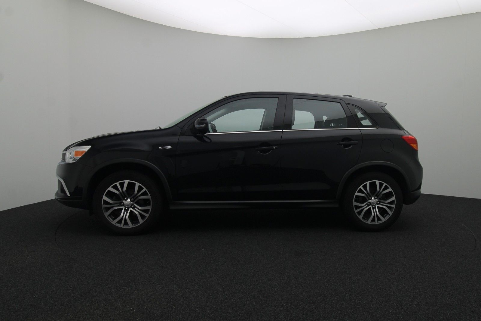 Fahrzeugabbildung Mitsubishi ASX Diamant Edition 1.6 2WD