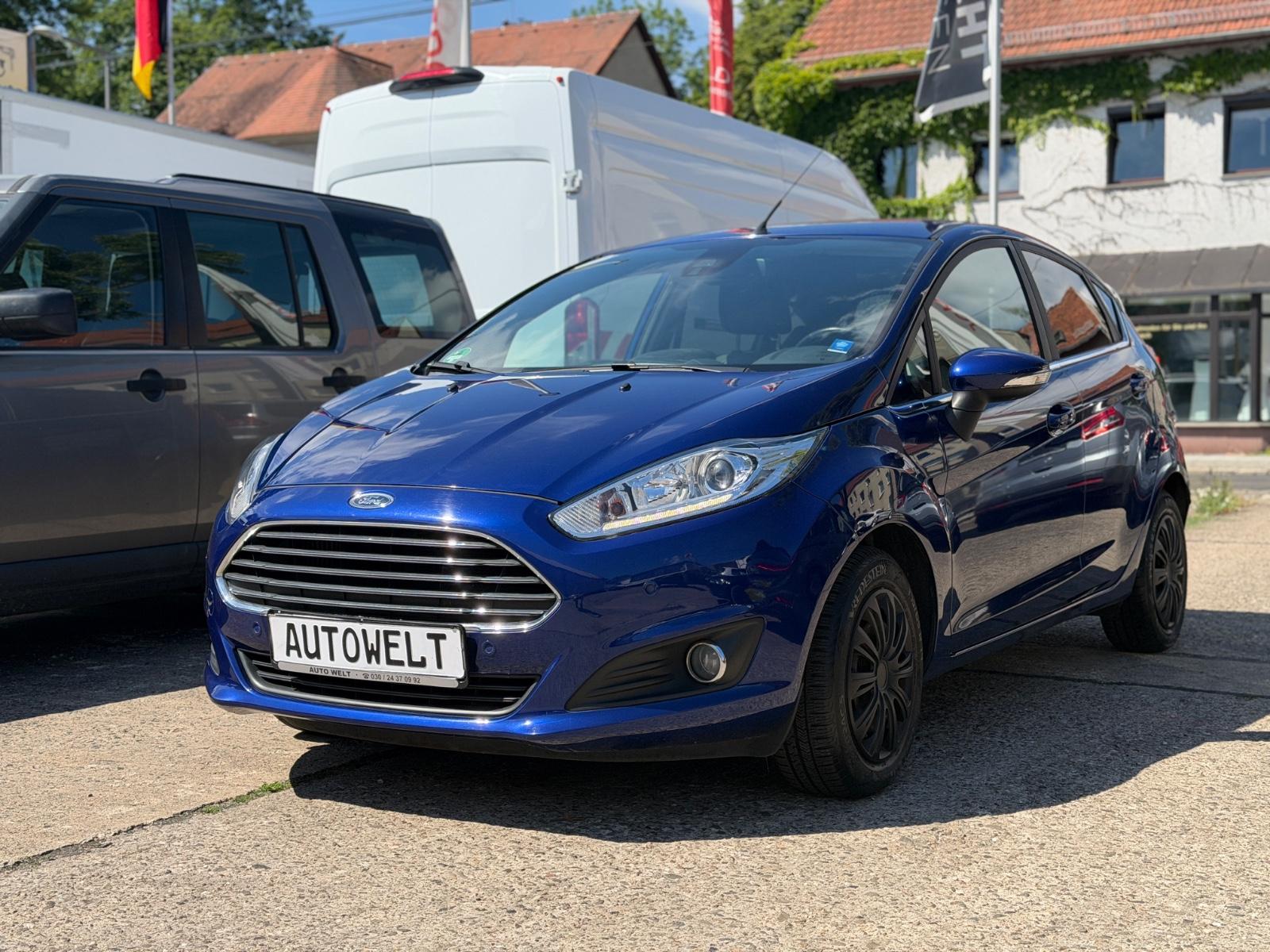 Ford Fiesta Titanium NAVI PDC Keyless