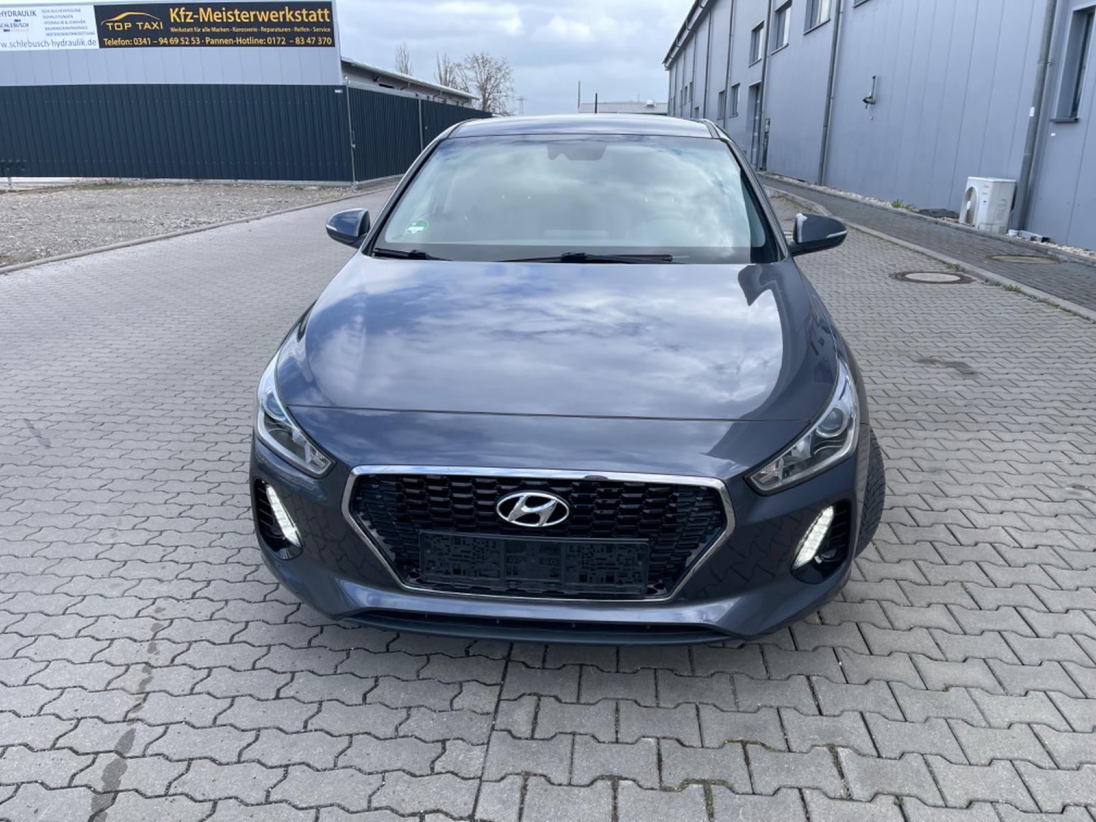 Hyundai i30 1.6 CRDI Automatik Klima Alu Spurhalteassist