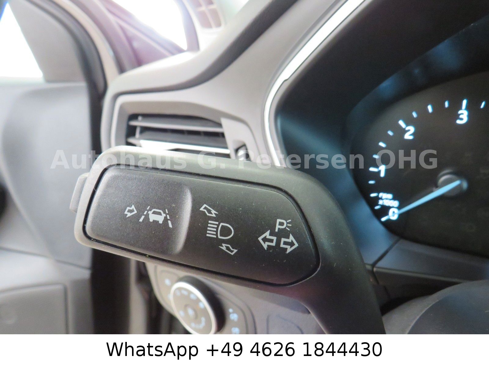 Fahrzeugabbildung Ford Focus 1,5 Titanium Turnier*Tempo*SHZ*LM 16*