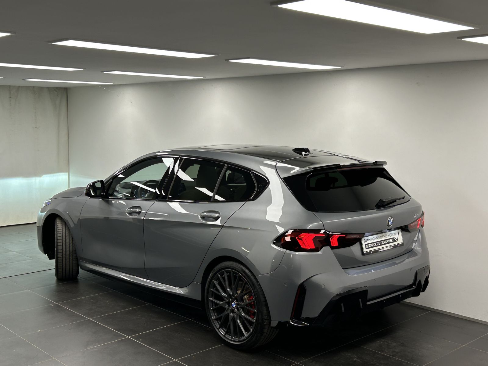 BMW 120 Hatch M Sportpaket Pro Head-Up Harman Kardon foto 3