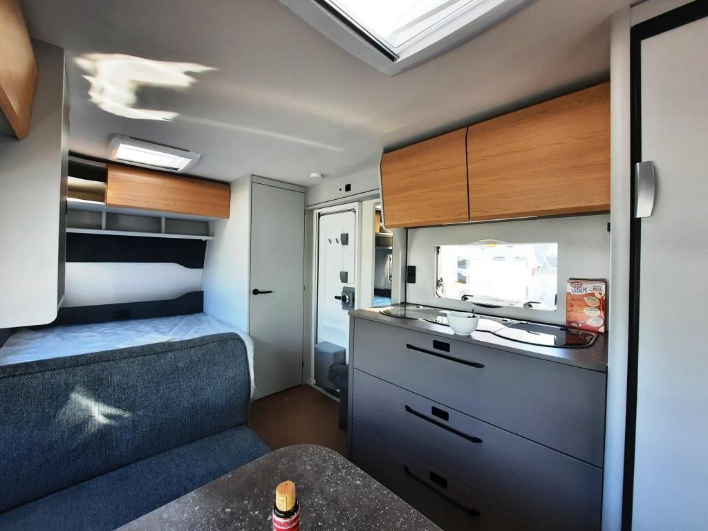 Fahrzeugabbildung Bürstner B66 480 TK Verfüg./Sparen Sie 3.670,- €