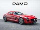 Mercedes-Benz SLS AMG | B&O, Met. Kamera - rote Mercedes-Benz SLS AMG
