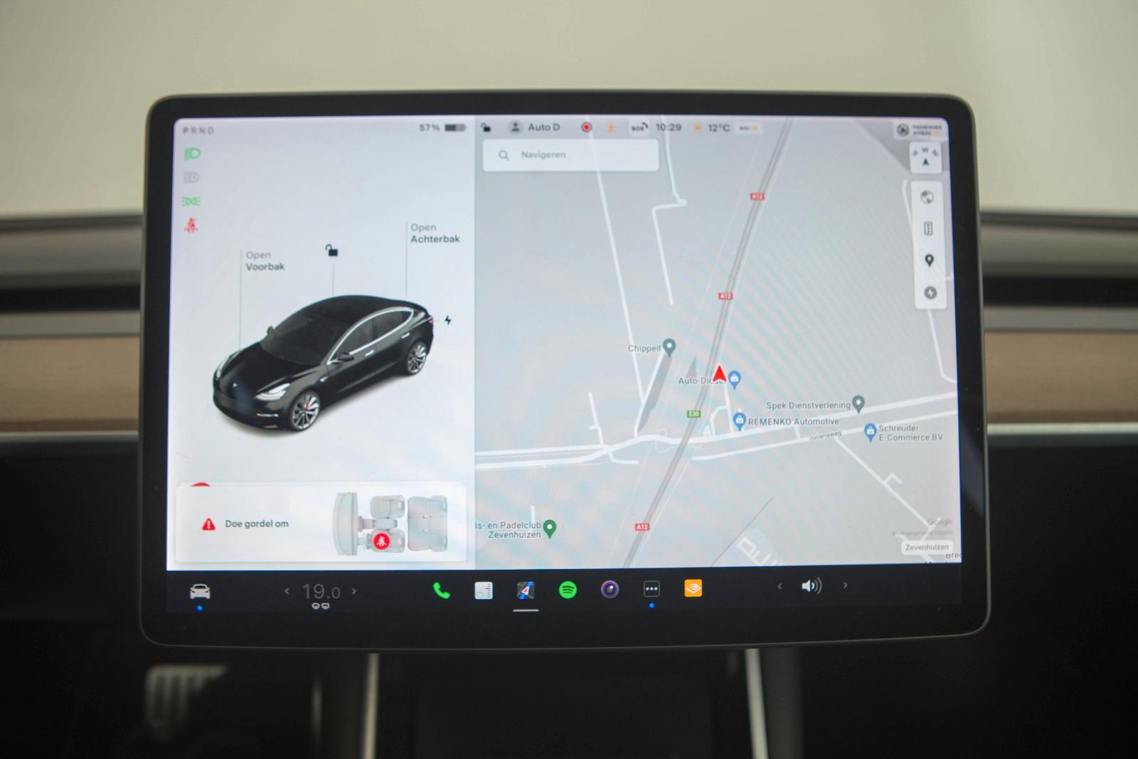 TESLA MODEL 3 PERFORMANCE 483CH - 1ERE MAIN - HAYON ÉLECTRIQUE - TOIT PANORAMIQUE
