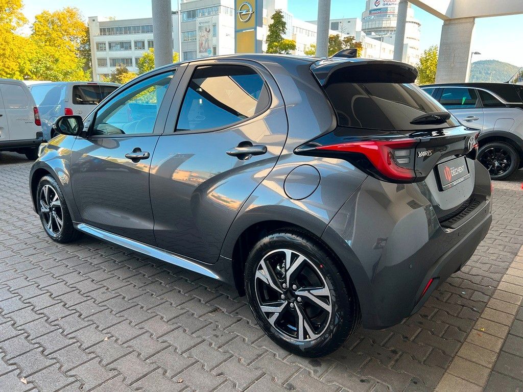 Fahrzeugabbildung Toyota Yaris Hybrid Teamplayer Comfortpaket