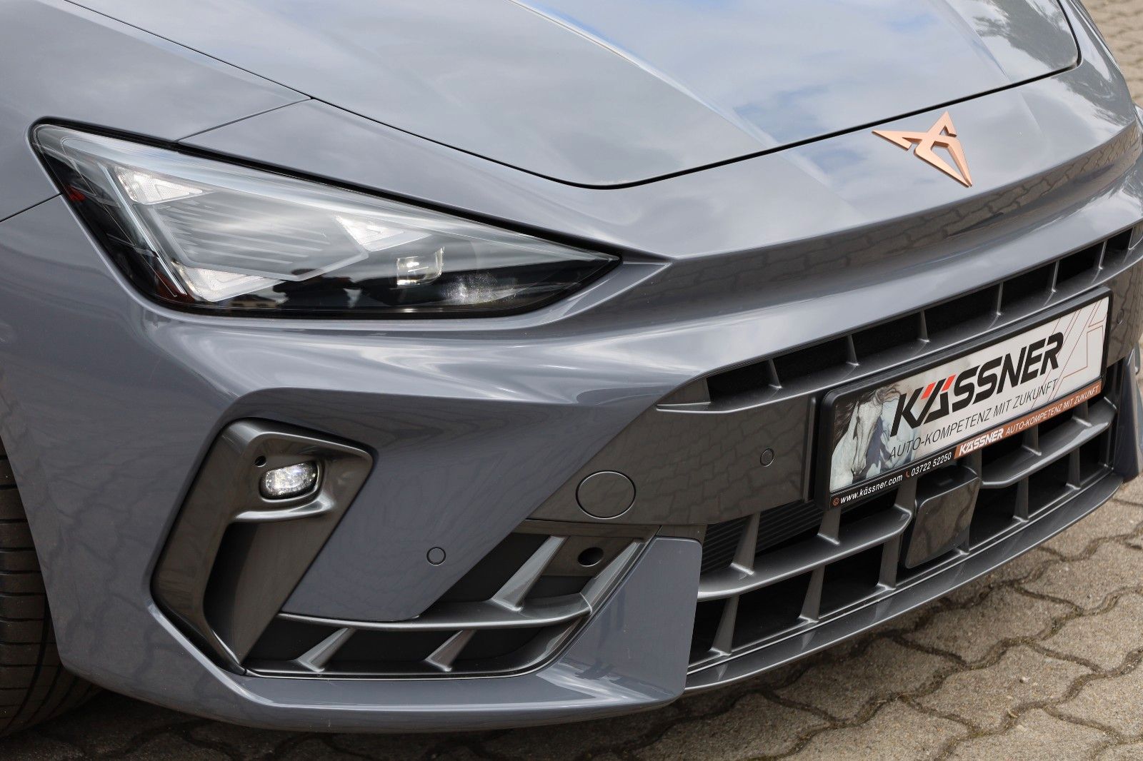 Fahrzeugabbildung CUPRA Leon Sportstourer 1.5 eTSI 110 kW DSG *AHZV