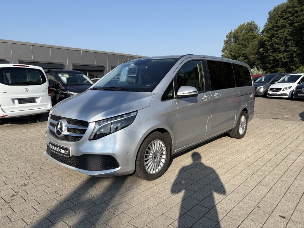 Image of Mercedes-Benz V 220