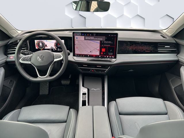 Passat Variant EL 2.0 TDI DSG StHz AhK Navi Lede