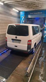 Volkswagen vw bus 2013 95.000 km gefahren  9 sitzer - : Kleinbus, Sitzer 20