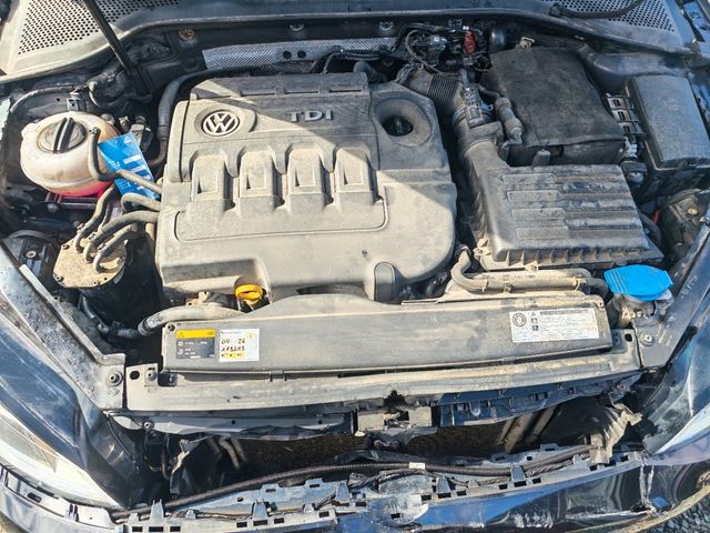 VW Golf VII Lim. Lounge BMT — Bild 14