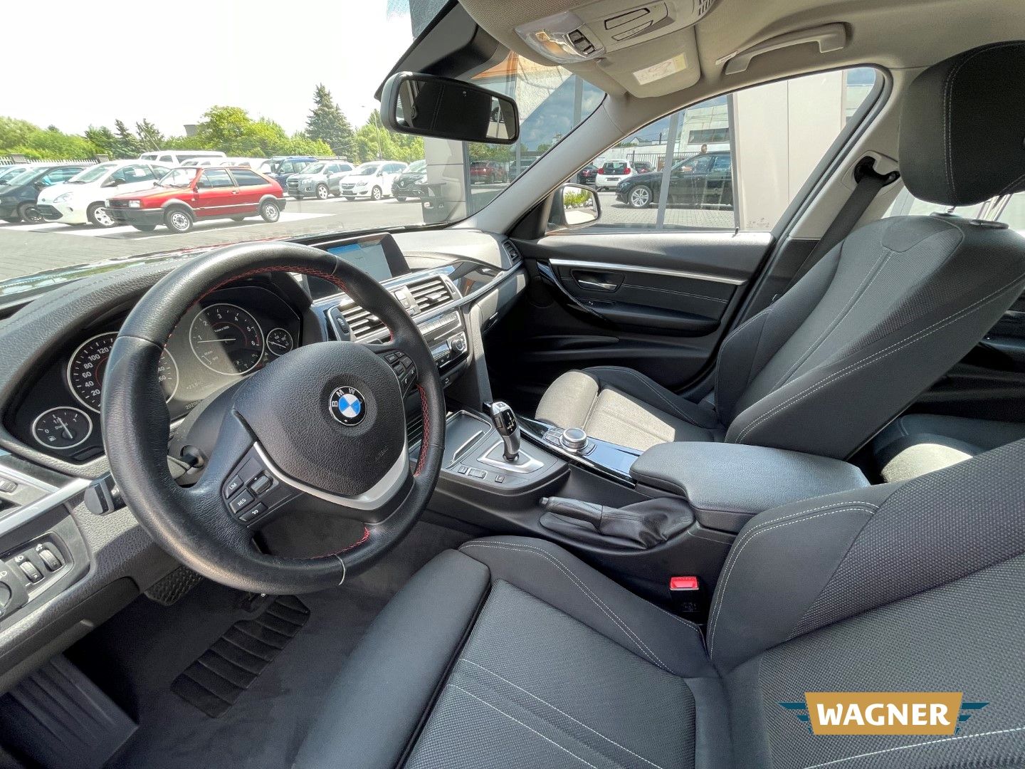Fahrzeugabbildung BMW 320 d Sport Line Touring Klimaautomatik