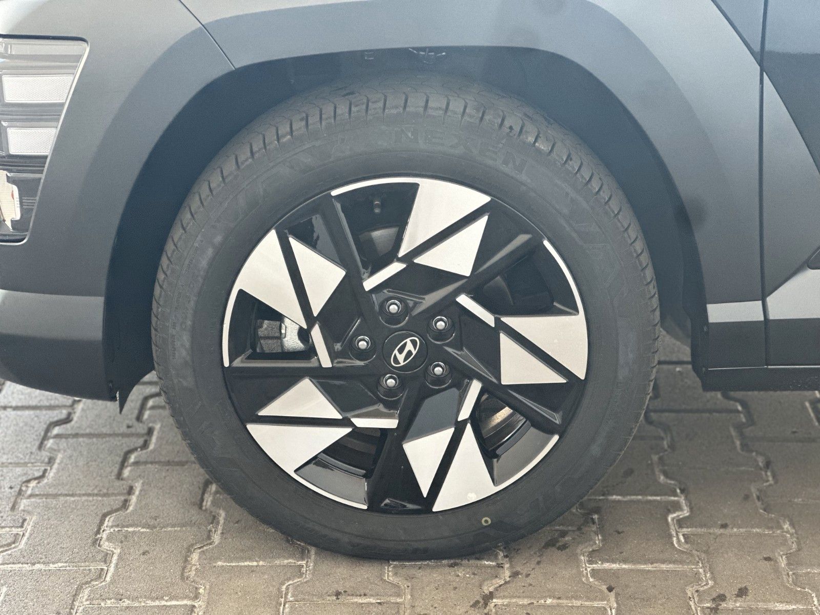 Fahrzeugabbildung Hyundai Kona Hybrid Trend 1.6l 129PS Navi/SHZ!