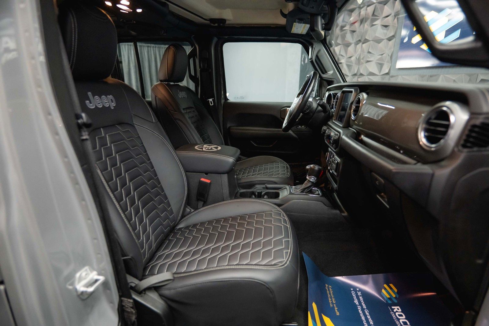 Fahrzeugabbildung Jeep Wrangler 2.0 T UNLIMITED SAHARA OFFROAD 4x4 LED
