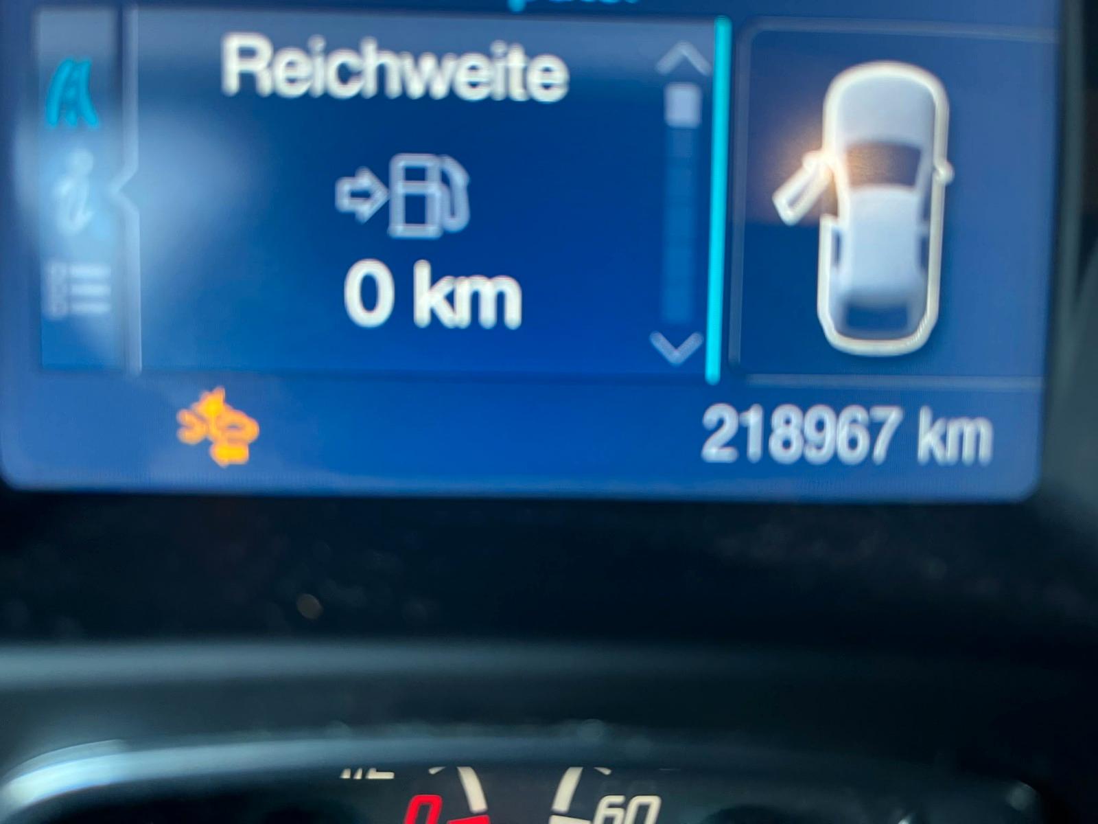 Ford Focus 2013 — photo 11