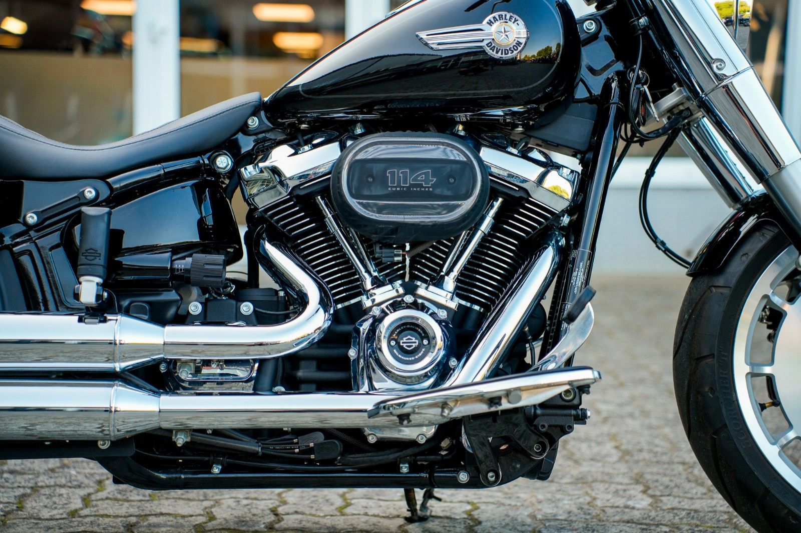 Fahrzeugabbildung Harley-Davidson SOFTAIL FAT BOY FLFBS 114 - JEKILL&HYDE -