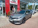 Toyota Auris Hybrid Team D