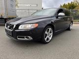 Volvo V70 Kombi Edition R-Design Leder Navi 5 Zylinder - Volvo V70: R