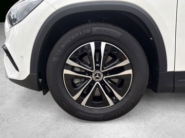 Mercedes GLA 180 - 3
