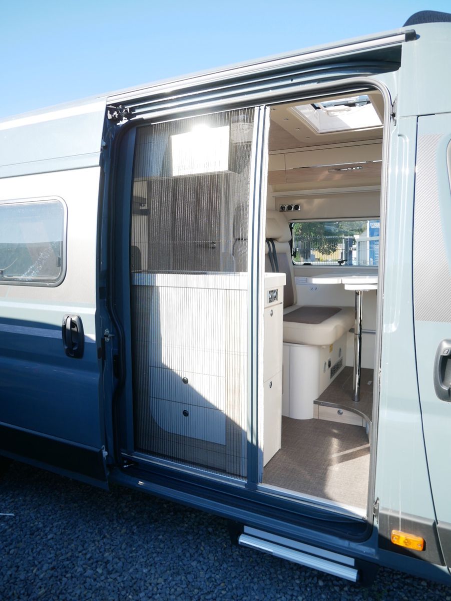 Fahrzeugabbildung Eura Mobil Van V 635 EB Klimaauto., Solar, Fahrassistenzpak