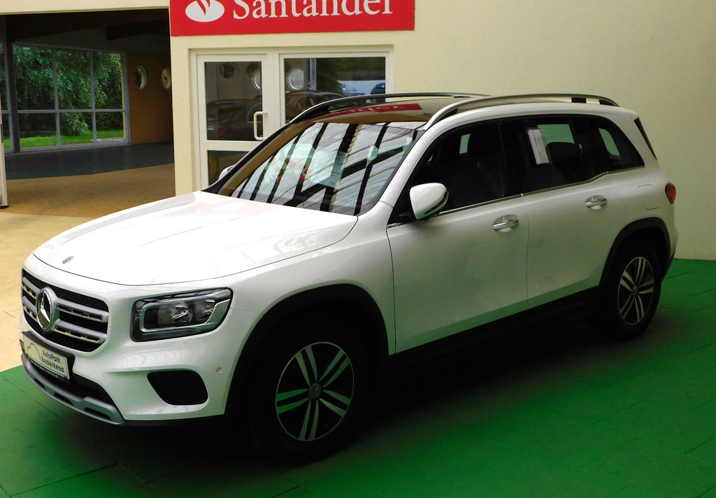 Mercedes-Benz GLB 180