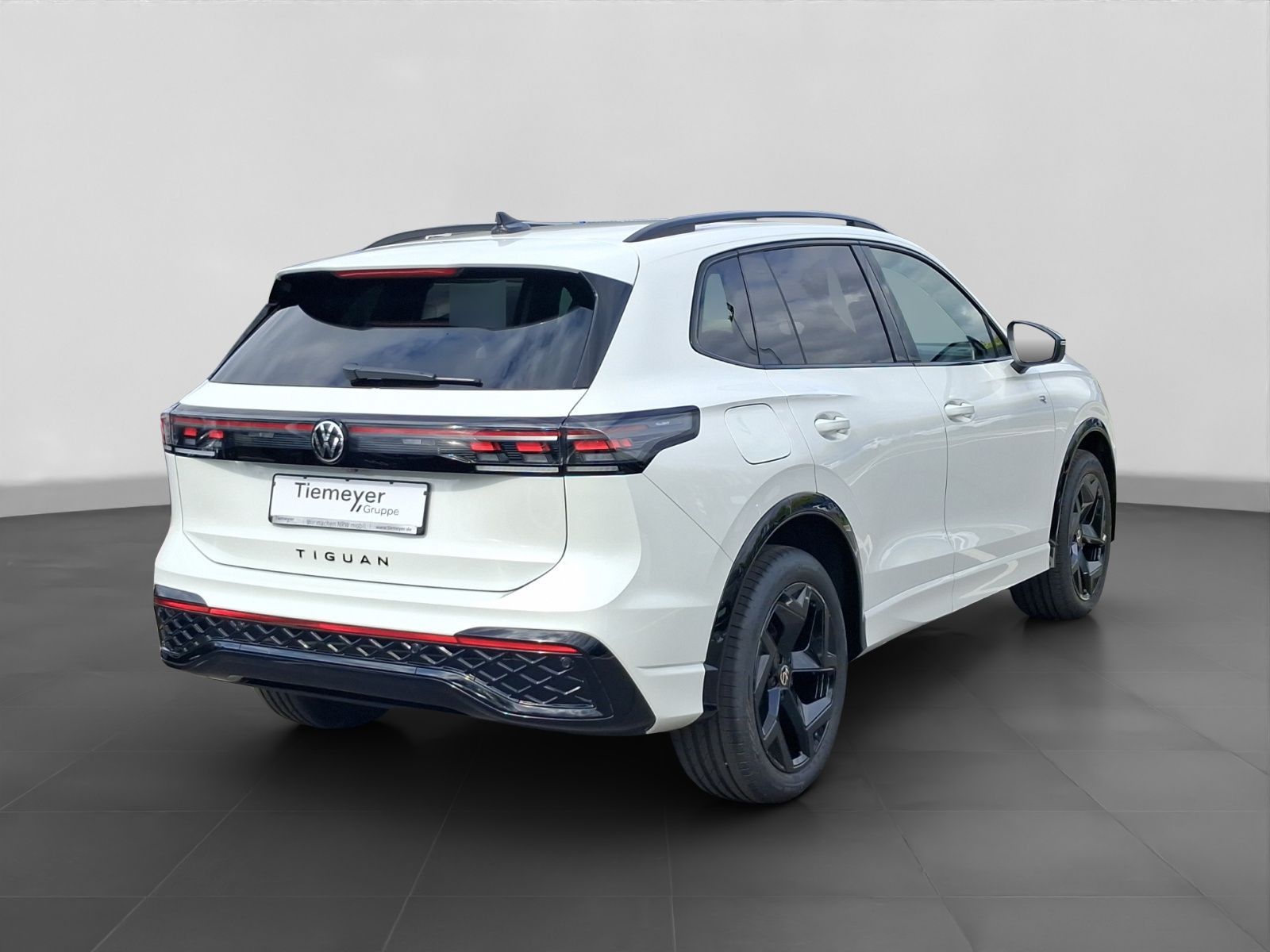 Volkswagen Tiguan 2.0 TDI DSG R-LINE BLACK MATRIX NAVI HuD foto 3