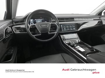 Audi A8 - 12