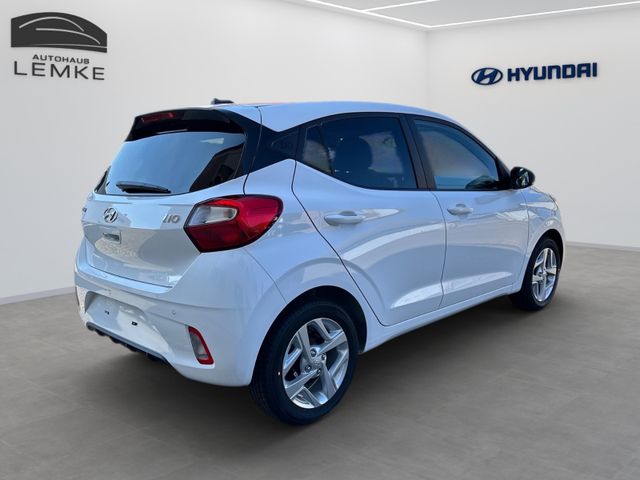 Hyundai i10 1.0 CONNECT & GO - NAVI - SOFORT