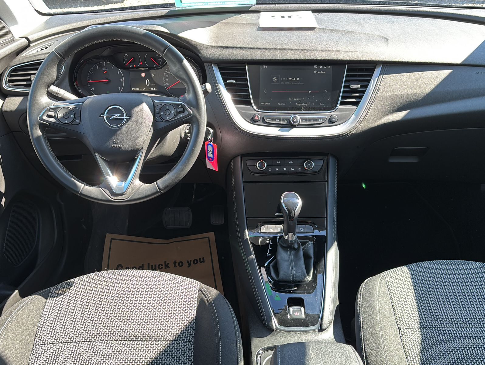 Fahrzeugabbildung Opel Grandland Edition