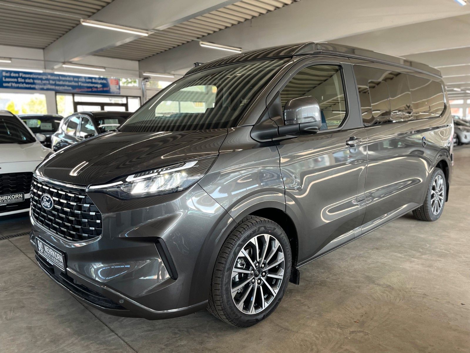 Fahrzeugabbildung Ford NUGGET L2 Titanium Aufstelldach Markise uvm.