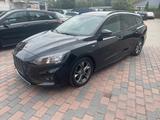 Ford Focus Turnier ST-Line NAVI, Kamera, Shz - Ford Focus Gebrauchtwagen in Hamburg