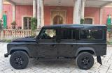 Land Rover Defender 110 TD4 Station Wagon E E - Land Rover Defender: Schwarz
