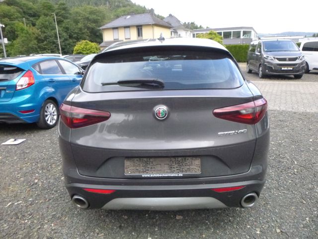Stelvio Super 2.2 Diesel Automatik