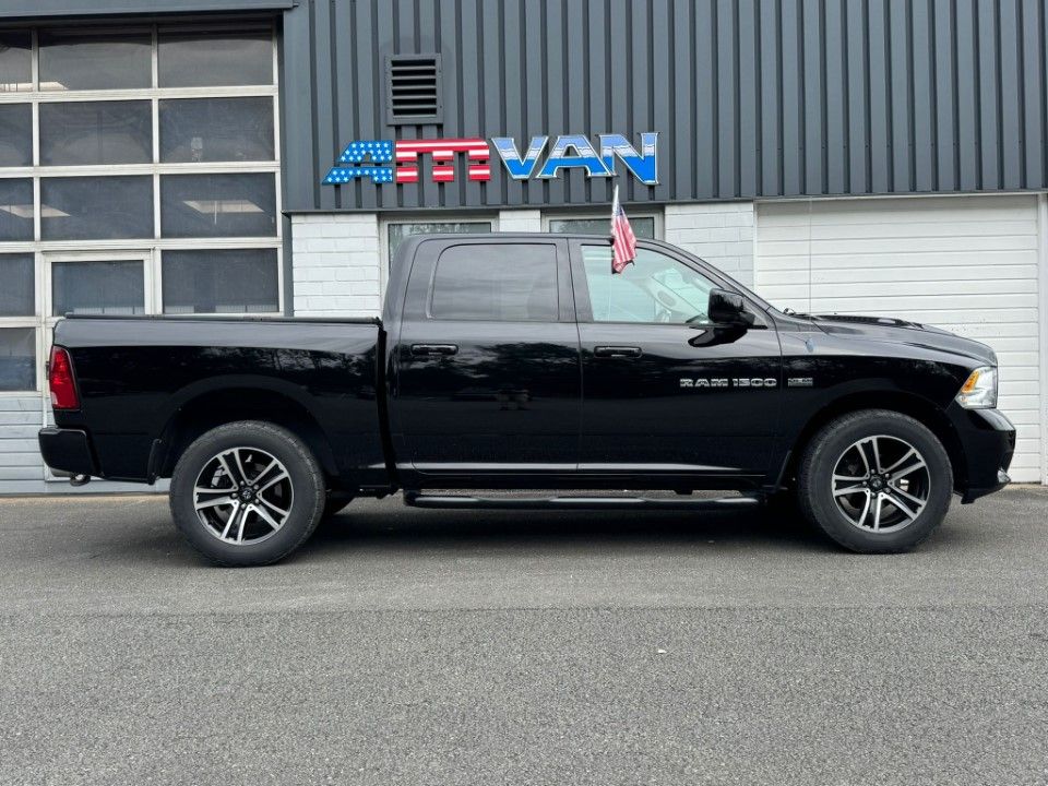 Fahrzeugabbildung Dodge RAM 1500 CrewCab 5.7 Leder Kamera deutsches Fzg.