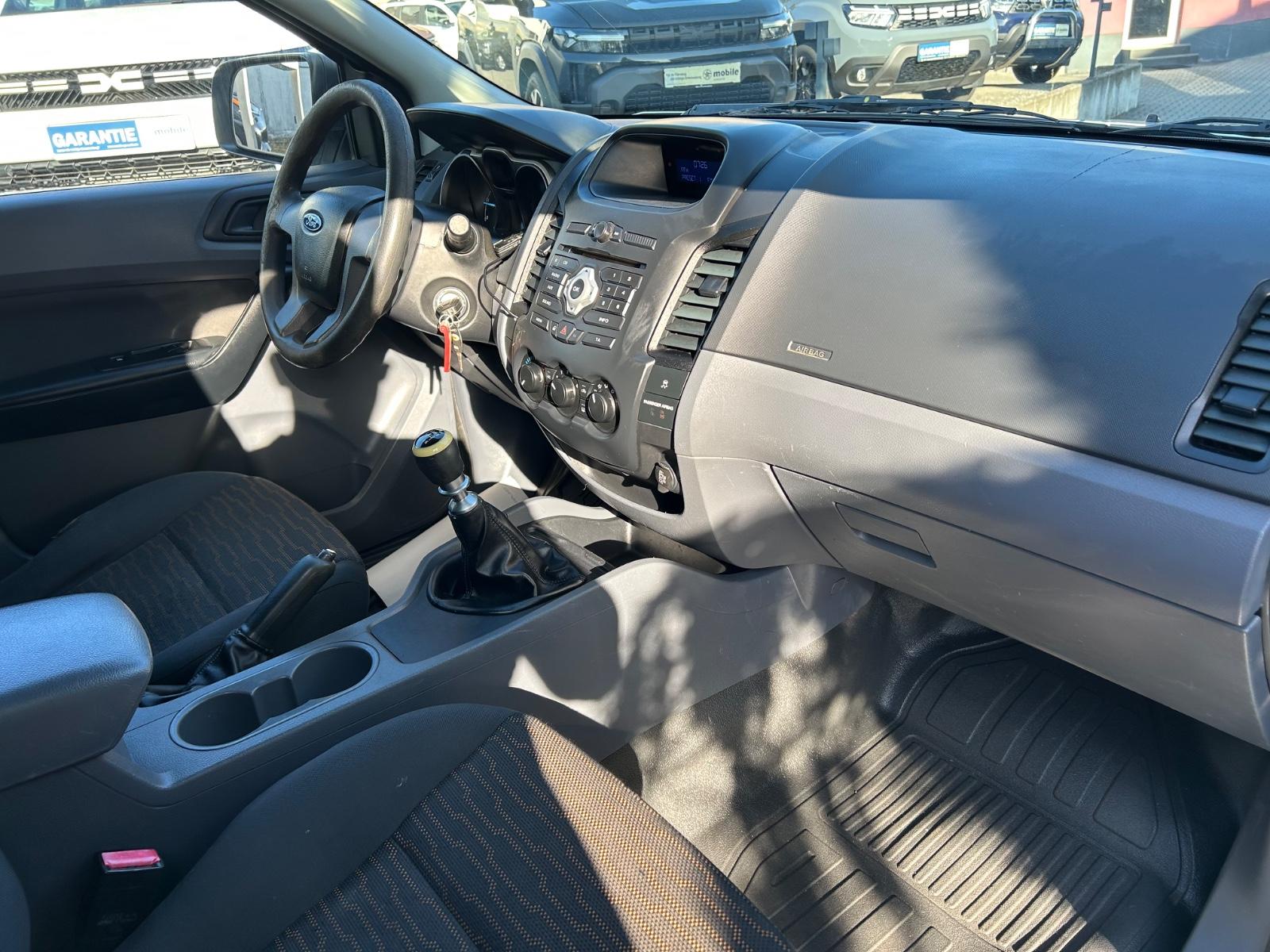 FORD RANGER XL  | BVM | VOLANT EN CUIR