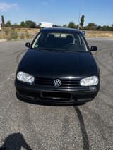 Volkswagen Golf 1.6 Champ Champ - Volkswagen Golf: Champ