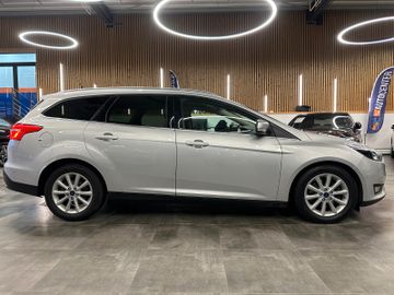 Ford Focus Turnier Titanium *2. Hand*AHK*Klima*Navi*