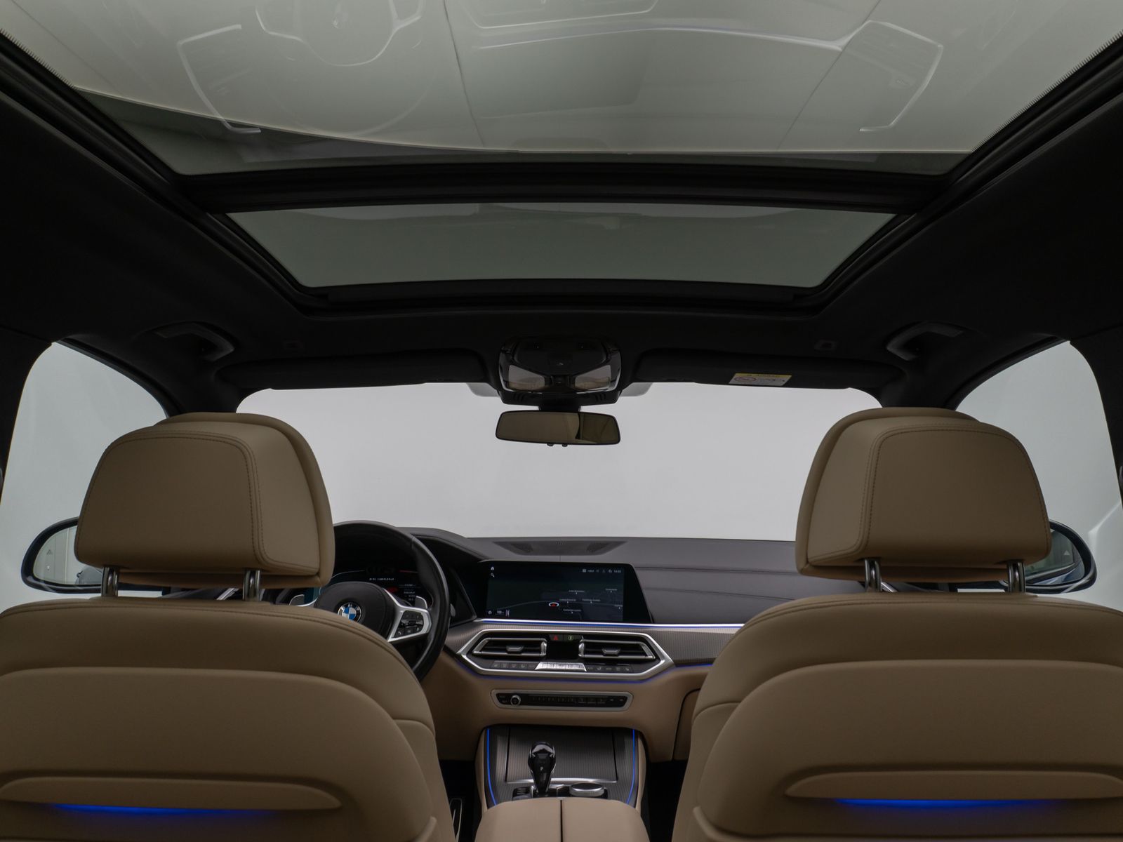 Fahrzeugabbildung BMW X5 M50d Panoram Laser 360°HUD DAB H/K AHK DisplK