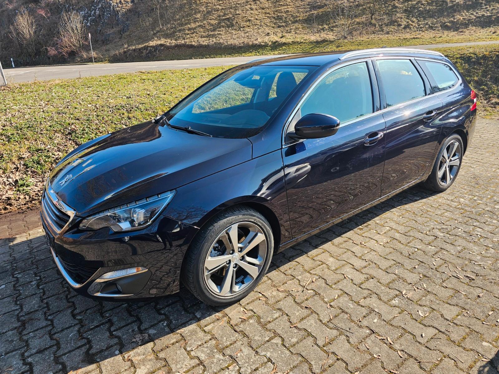 Peugeot 308 SW Allure Aut Xenon Navi Kamera AHk