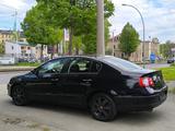 Volkswagen Passat Lim. Trendline - Volkswagen Passat in Chemnitz
