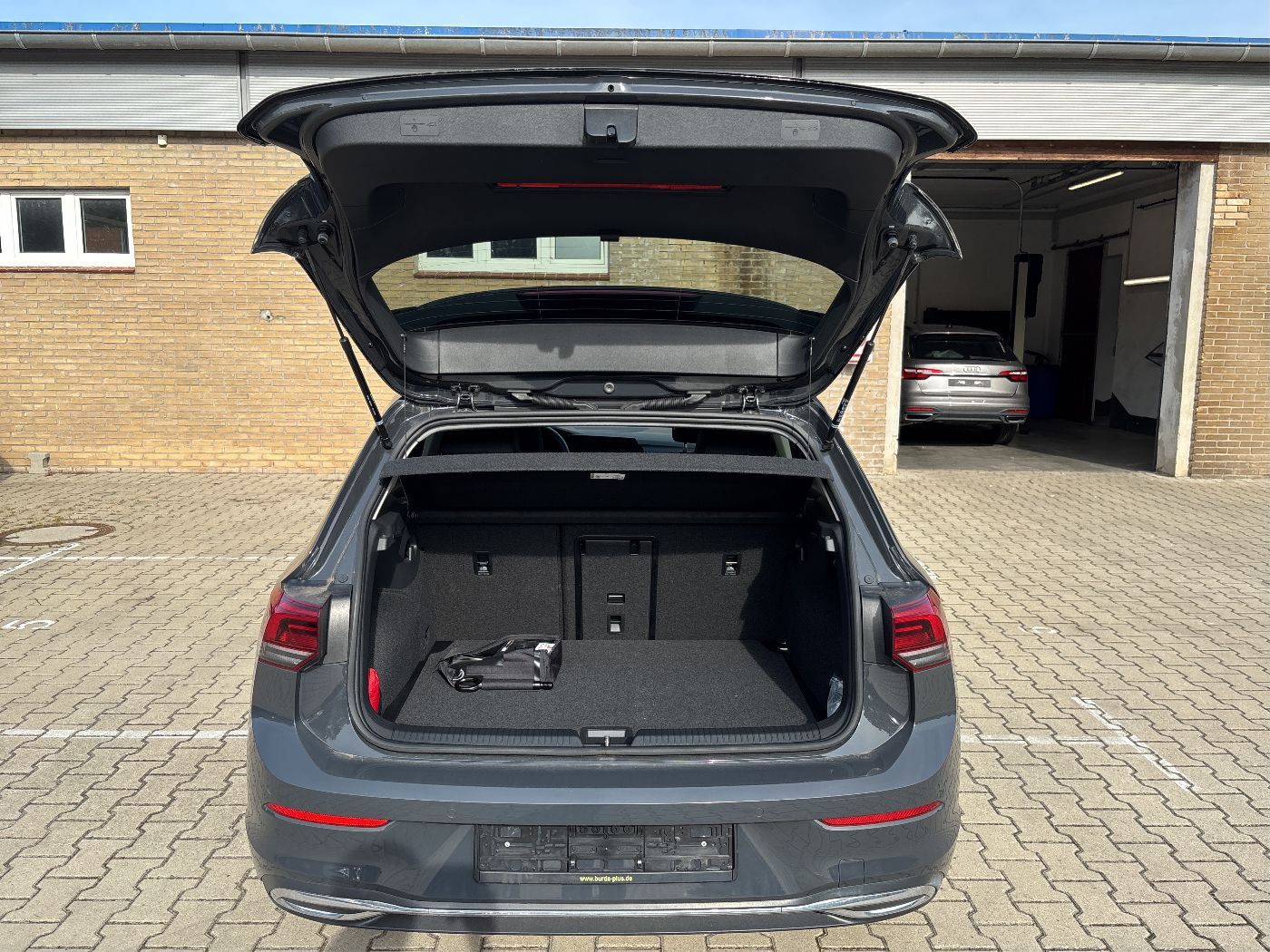 Volkswagen Golf - Bild 9