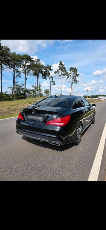 Mercedes-Benz CLA 45 AMG