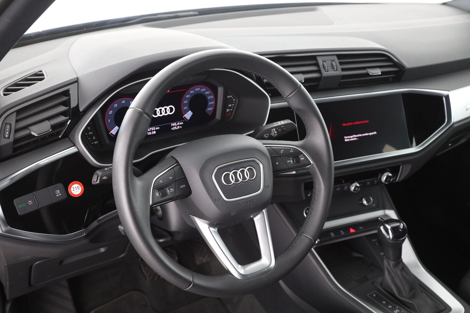 Audi Q3 - Bild 14