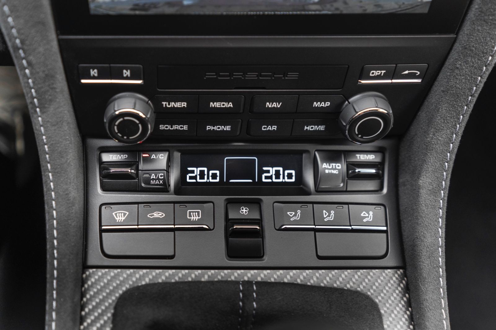 Fahrzeugabbildung Porsche Cayman GT4 RS WEISSACH LIFT BOSE PCCB MAGNESIUM