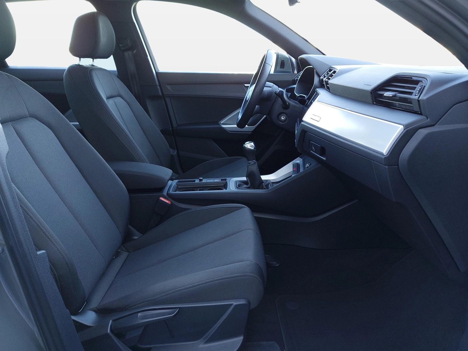 Audi Q3 35 TFSI advanced MATRIX DYNAMIK-PAKET, миниатюра 14