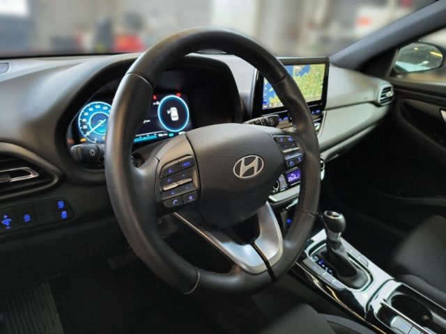 Fahrzeugabbildung Hyundai i30 1.5 T-GDI 48V 7-DCT 2WD Advantage Plus