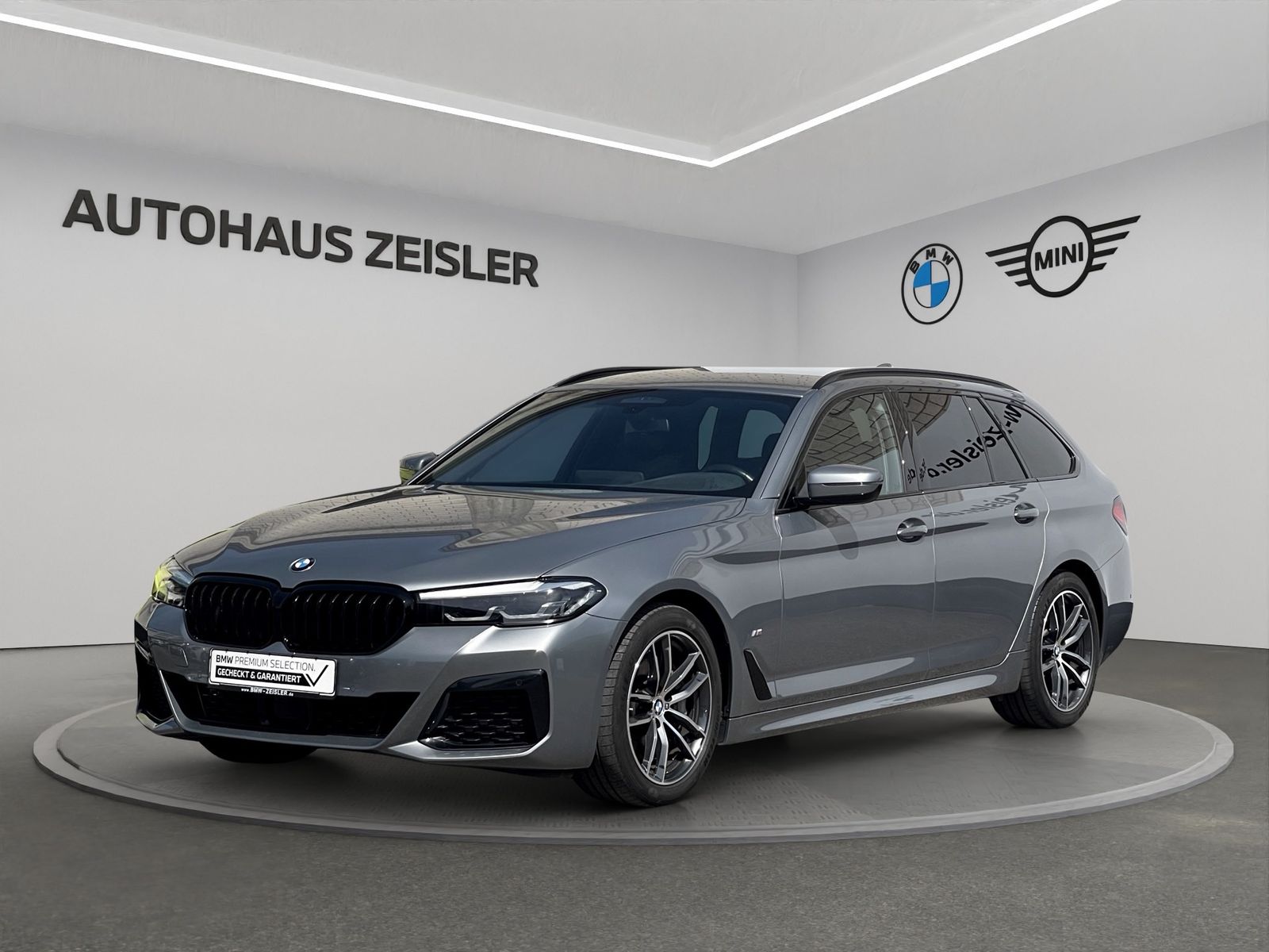BMW 540d xDrive Touring M SPORTPAKET AHK Head-Up Sta