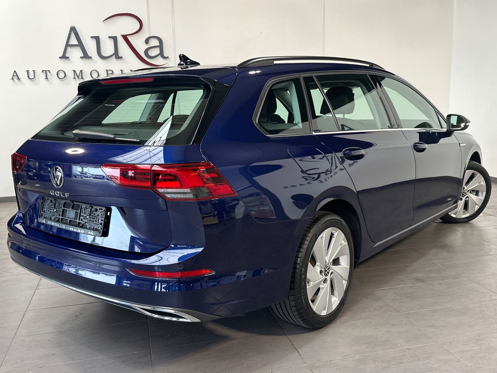 Fahrzeugabbildung Volkswagen Golf Variant 2.0 TDI DSG Style NAV+AHK+ACC+KAM