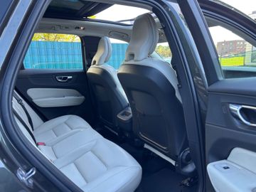 Volvo XC60 - 10