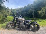 Triumph Boneville Bobber Black m. Wunderk. Tank - CHOPPER BOBBER