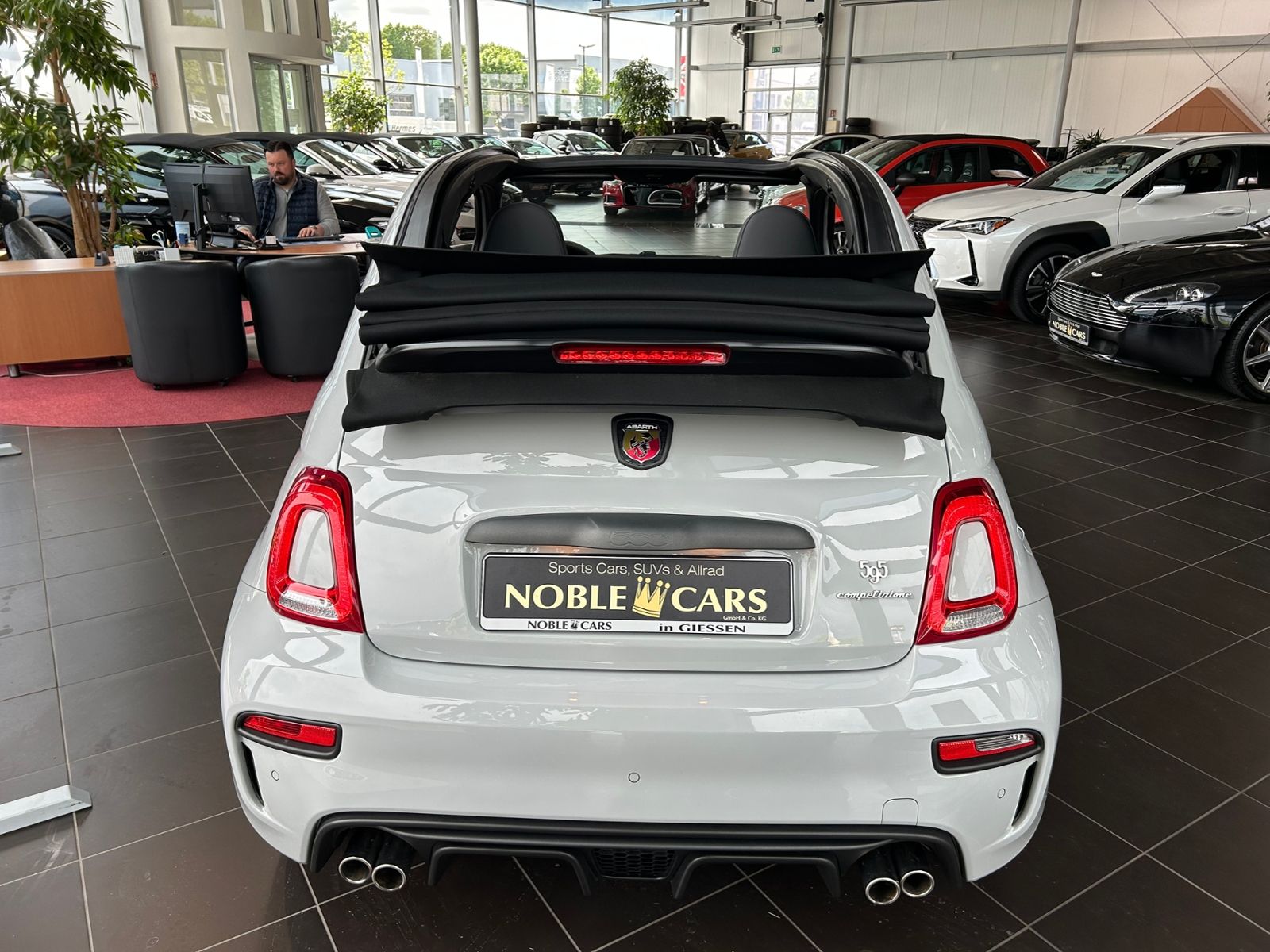 Fahrzeugabbildung Abarth 595C Cabrio Competizione BEATS XEN CARPLAY PDC